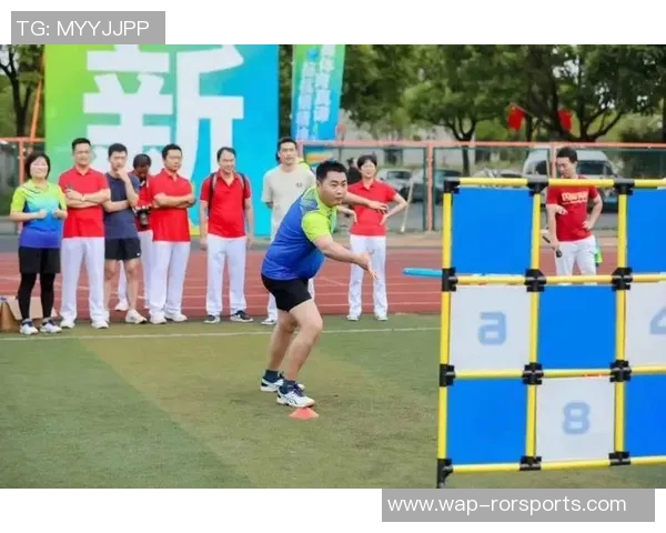 重庆飞盘队在运动飞盘状态排名中创下历史新高展现体育精神与团队实力